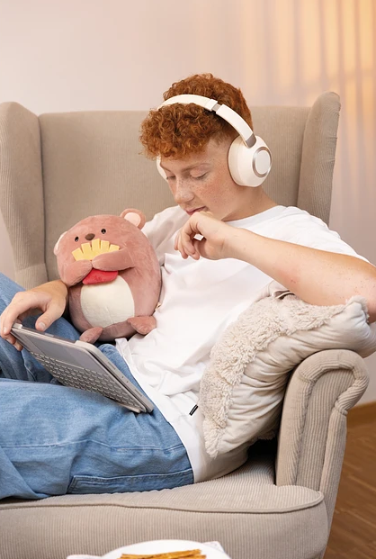 Nici - Mymochi Hello Edition, Urso Nomo 27cm, c/batatas fritas