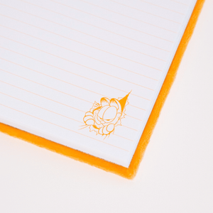 Caderno A5 Premium Garfield pelúcia - Papelaria Encantada