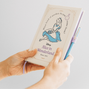 Caderno Premium A5 com esferográfica Disney Alice no pais das maravilhas - Papelaria Encantada