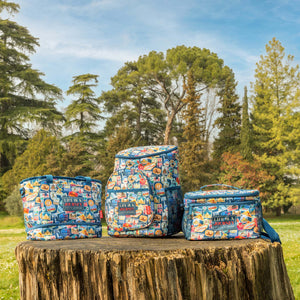 Mochila Térmica Legami 20L Travel Stickers - Papelaria Encantada
