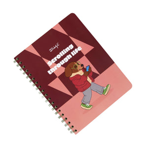 Caderno A5 Cão — Scrolling through life — detalhe 1