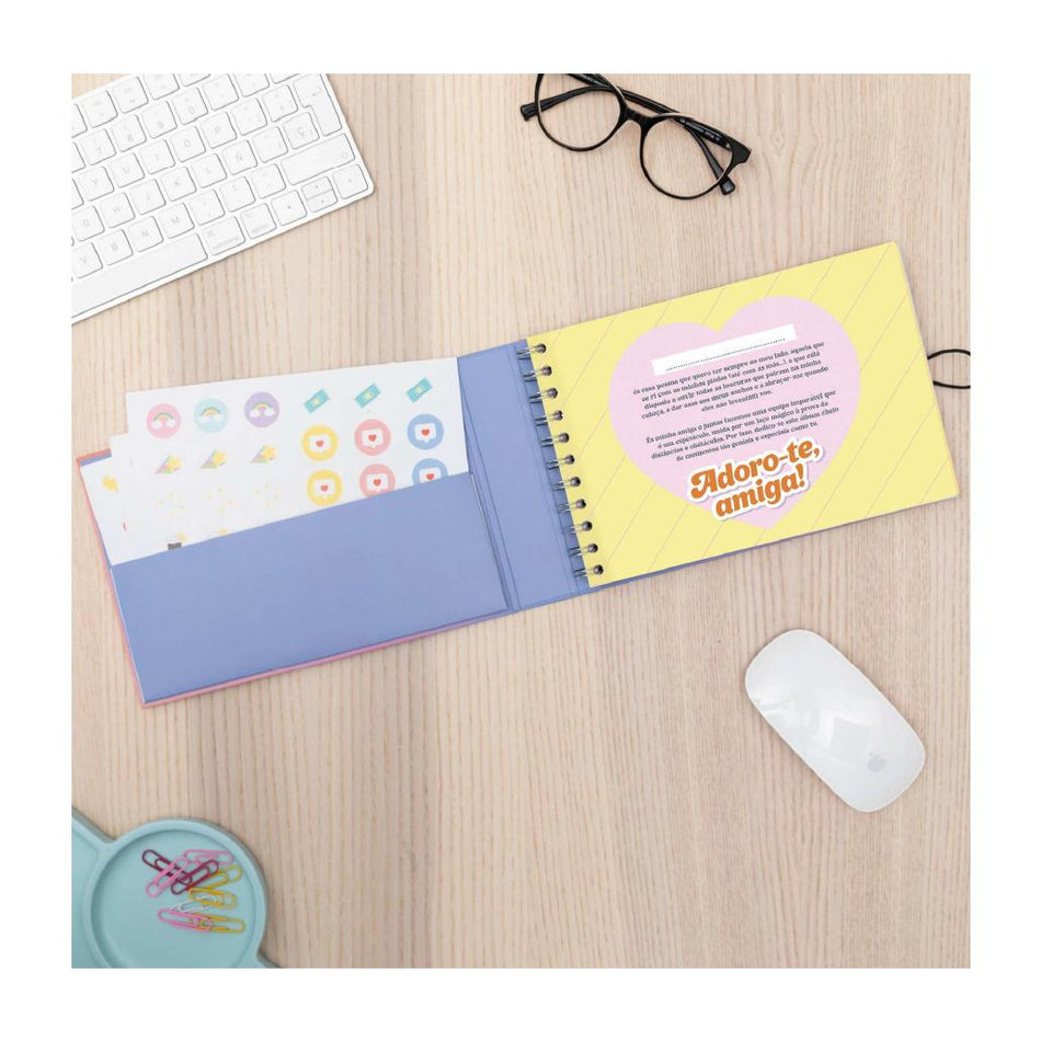 Álbum de fotos de uma grande amizade - A união faz a diversão - Mr. Wonderful