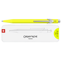 Esferográfica Caran d'Ache 849 Popline com estojo — Amarelo Fluo