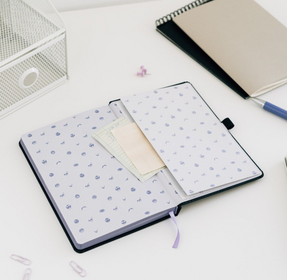 CADERNO PREMIUM A5 COM ESFEROGRÁFICA PROJECTORA O ESTRANHO MUNDO DE JACK