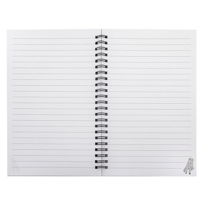 Caderno Wednesday com violino