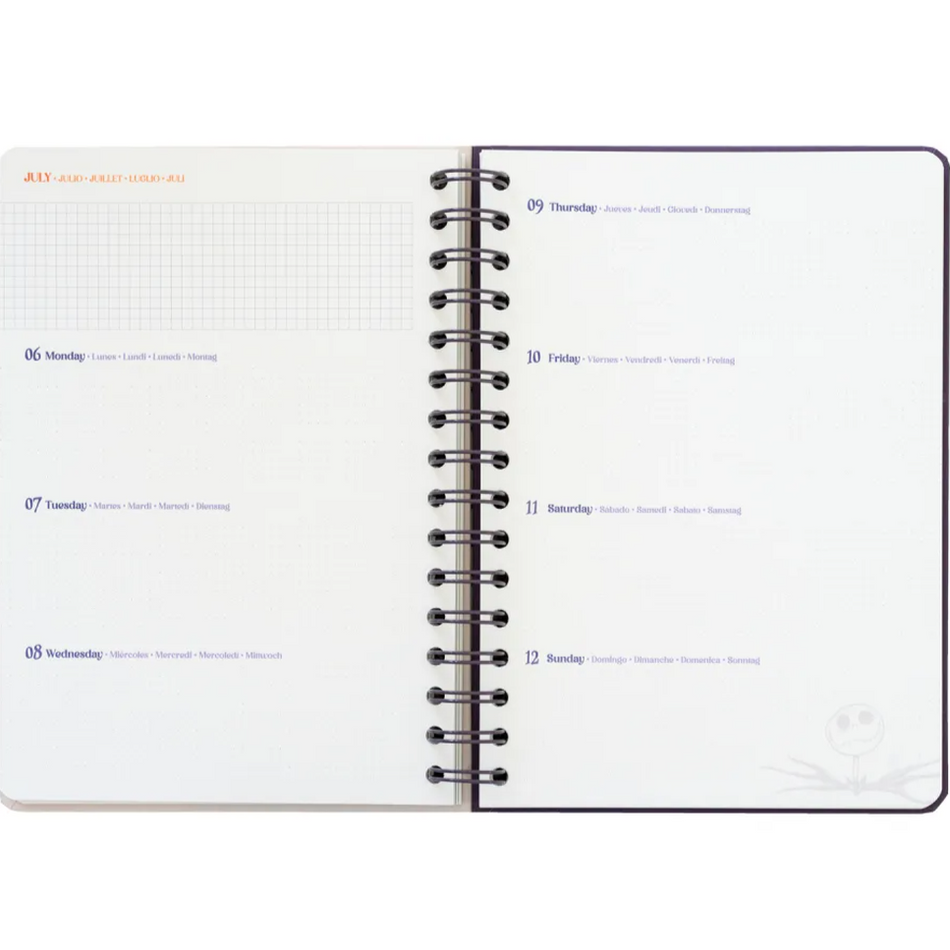 AGENDA ANUAL 2026 SEMANA VISTA A5 DISNEY PESADELO ANTES DO NATAL