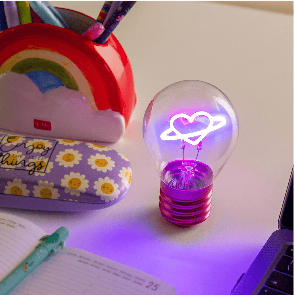 Candeeiro de mesa em formato de lâmpada - Bulb Fiction