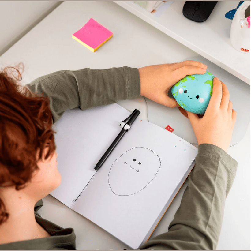 Boneco anti - stress Viagem Legami - Papelaria Encantada