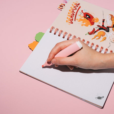 Caderno A5 Marvel Deadpool - Papelaria Encantada