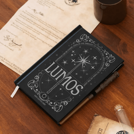 Caderno A5 premium com luz Harry Potter lumos maxima - Papelaria Encantada