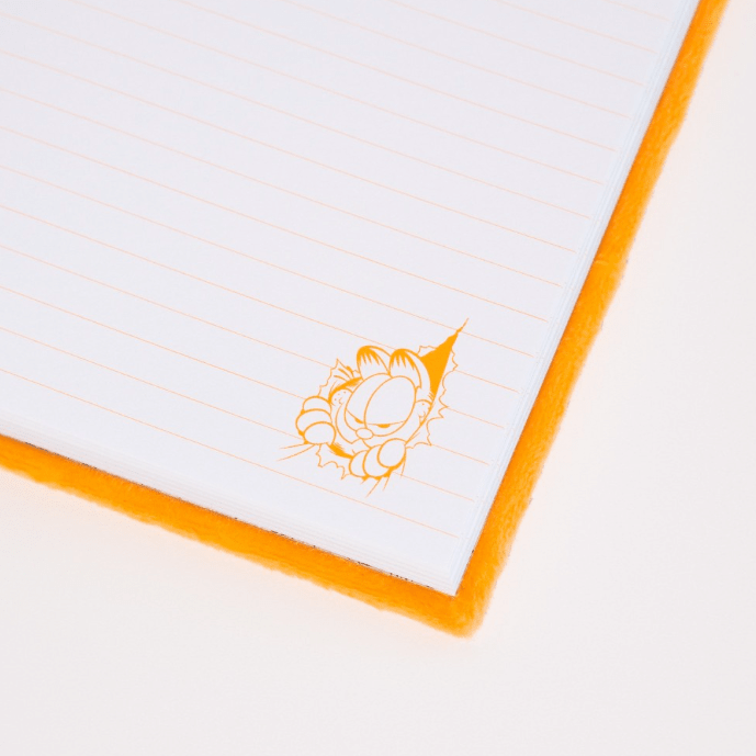 Caderno A5 Premium Garfield pelúcia - Papelaria Encantada