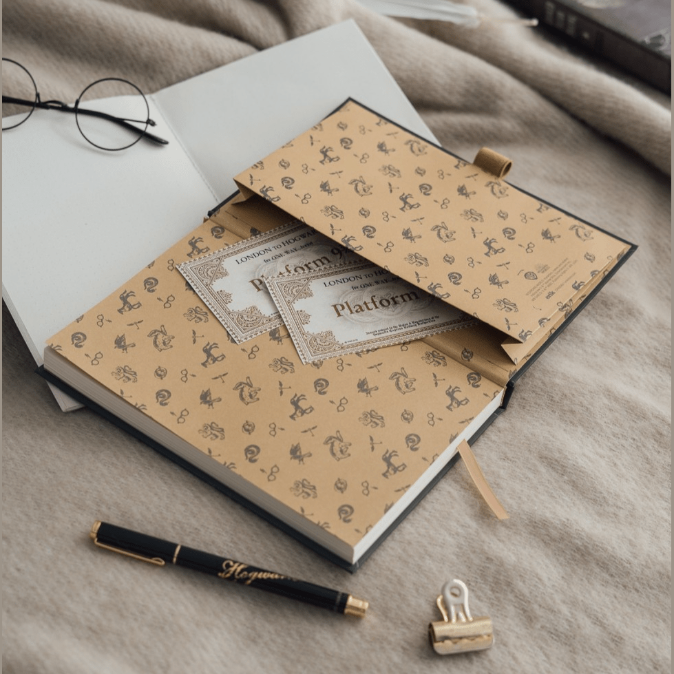Caderno A5 premium Harry potter com caneta - Papelaria Encantada