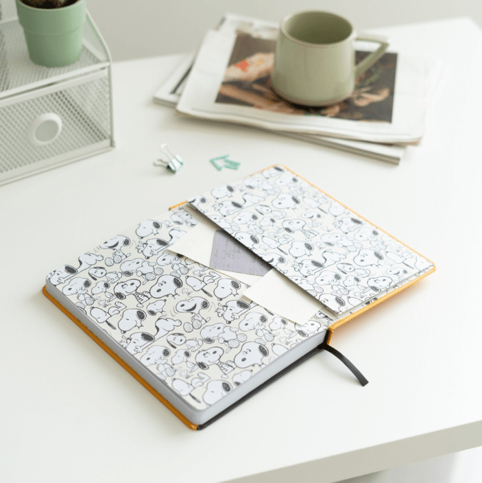 Caderno A5 Premium Snoopy Lazy Days - Papelaria Encantada