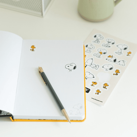 Caderno A5 Premium Snoopy Lazy Days - Papelaria Encantada