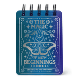 Caderno pautado com capa dura ilustrada - Traça - Bloco de notas - Encadernação em espiral - Papelaria Encantada