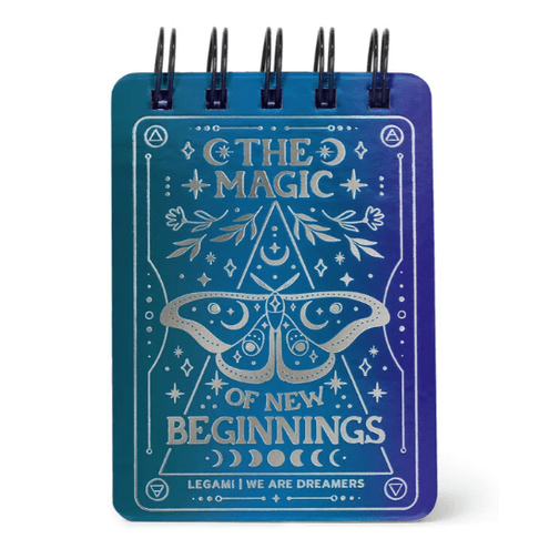 Caderno pautado com capa dura ilustrada - Traça - Bloco de notas - Encadernação em espiral - Papelaria Encantada