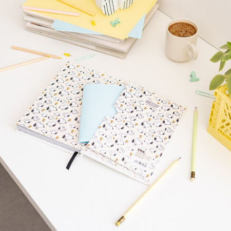 Caderno Premium A5 Tapa Felpa Snoopy - Papelaria Encantada