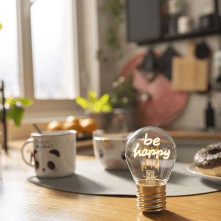 Candeeiro de mesa em forma de lâmpada Be happy Legami - Papelaria Encantada