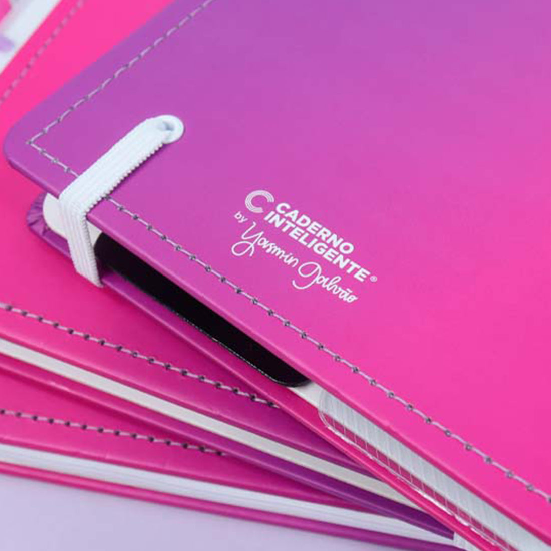 Caderno Inteligente Ultraviolet by Yasmin Galvão A5