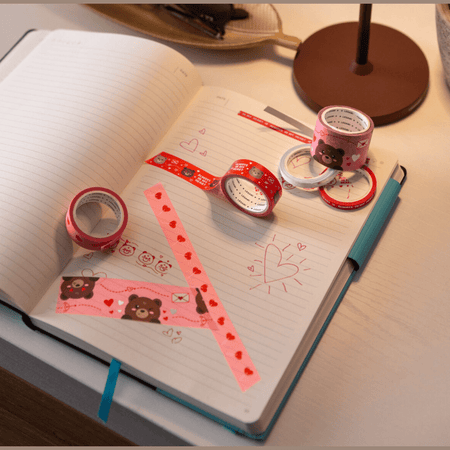 Conjunto de 5 fitas adesivas decorativas em papel em forma de ursinho de peluche - Tape By Tape - Papelaria Encantada