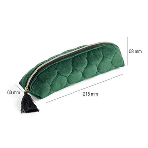 Estojo Oval Miquelrius em Pelo Almofadado Highland Days - Verde - Papelaria Encantada