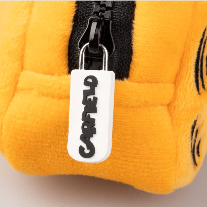 Estojo pelúcia Garfield - Papelaria Encantada