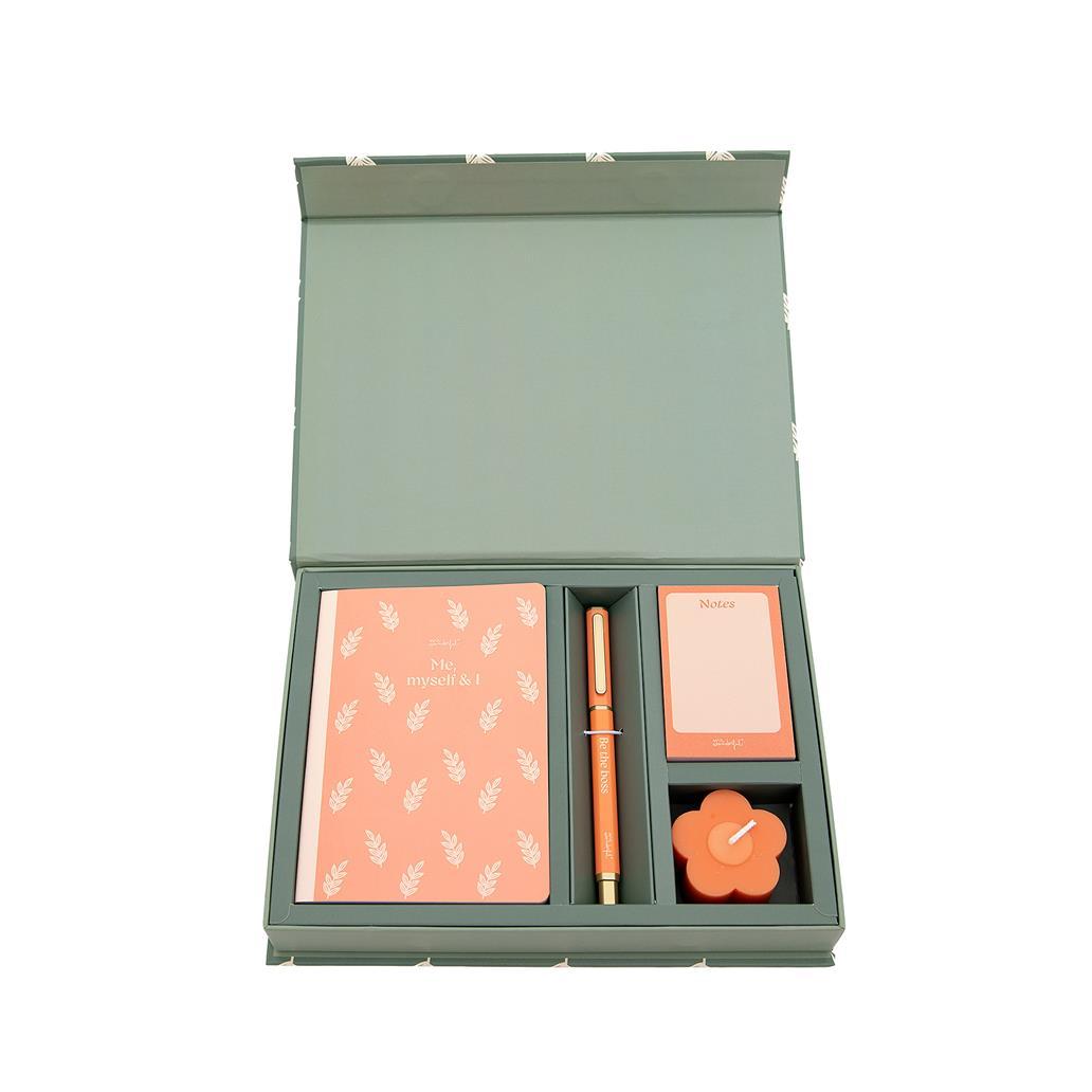 Kit com caderno A6 + caneta + bloco de notas + vela perfumada - Eu, eu mesmo & eu Mr.wonderful - Papelaria Encantada