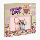 Moldura - Madeira - Capivara love - Papelaria Encantada