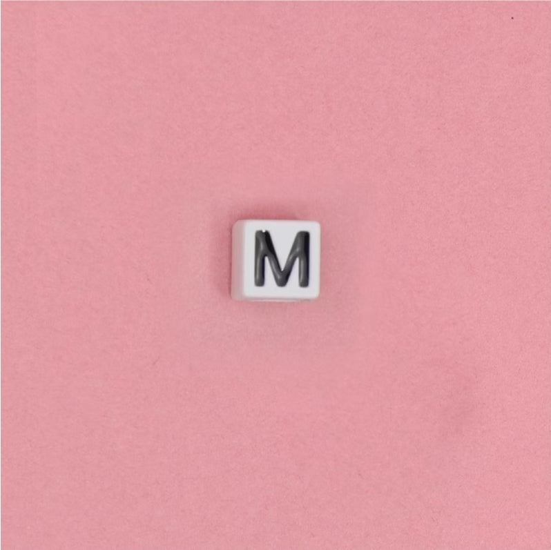 QuinCI LikeU grey - letra M para caderno inteligente