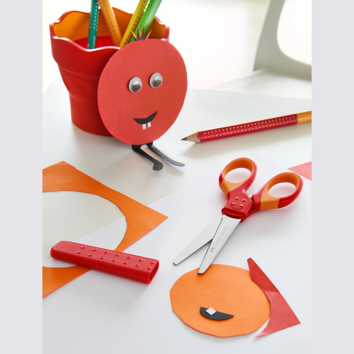Tesoura Faber-Castell Grip com proteção L+R Vermelha - Papelaria Encantada